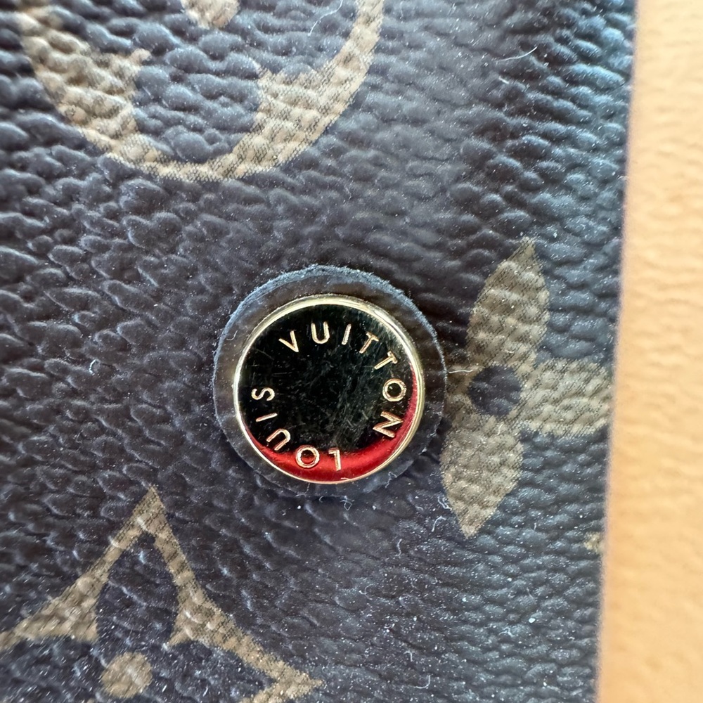 Louis Vuitton Monogram Canvas Montaigne GM - Picture 7 of 15